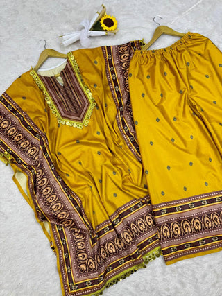 Yellow Elegant Viscose Velvet Kaftan with Plazo – Digital Print & Lace Border ClothsVilla