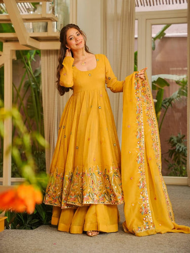 mustard yellow indian dress Mustard Yellow Georgette Lehenga Choli For Indian & Pakistani Wedding Festival