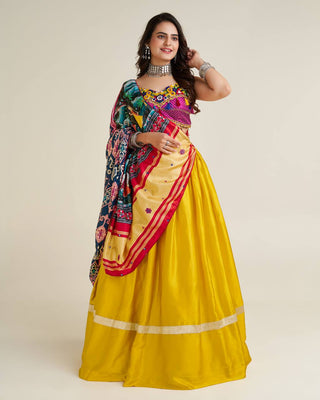 Yellow Graceful Garba Nights – Exquisite Designer Chaniya Choli ClothsVilla