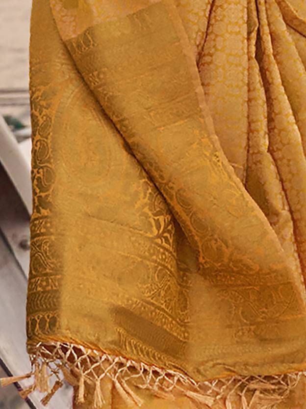 Yellow Graceful Silk Blend Kanjivaram Saree with Tassel Detailing ClothsVilla