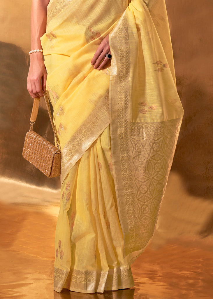 Yellow Royal Banarasi Silk Saree with Contrast Border & Designer Pallu – Wedding Special ClothsVilla