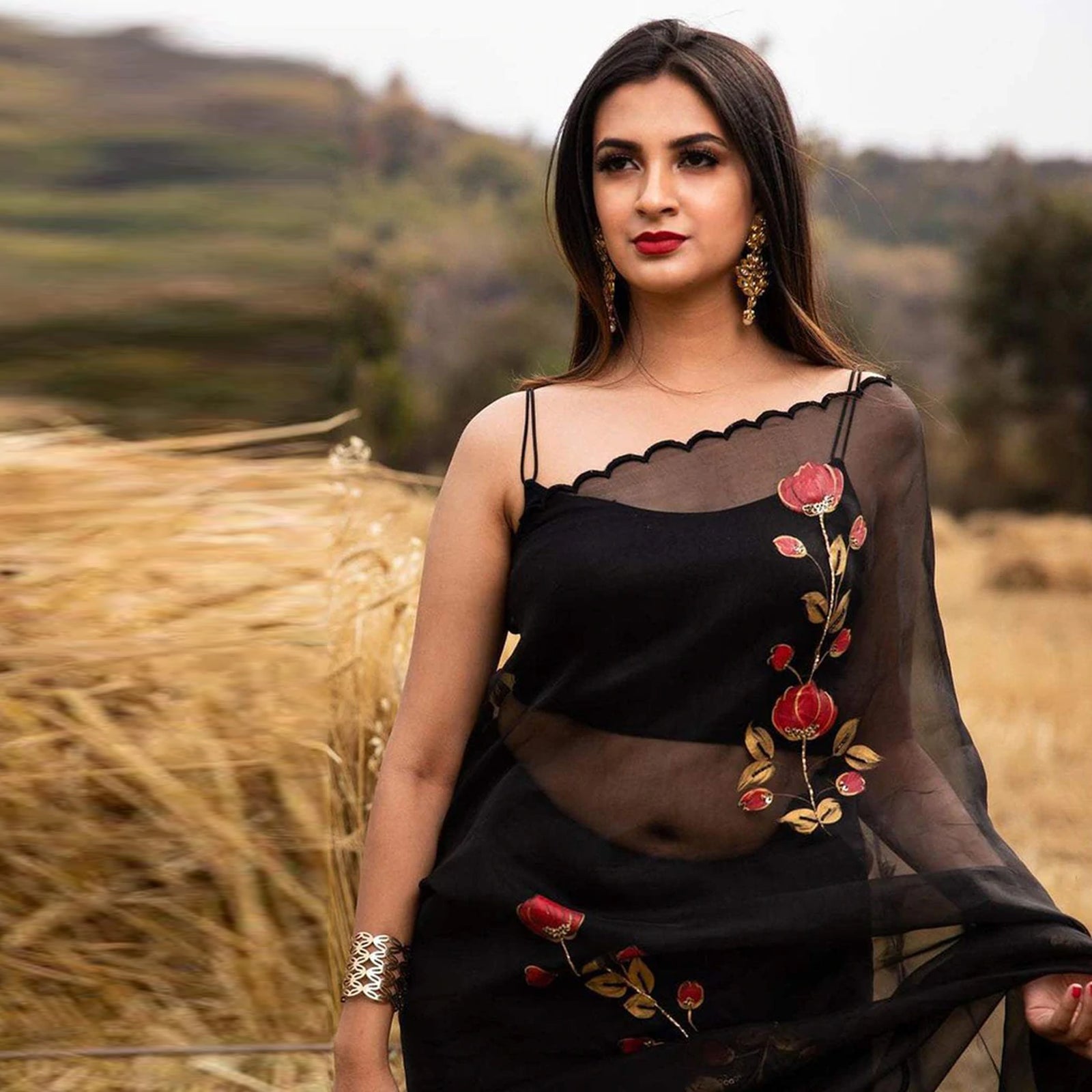 Organza Silk Saree with Beautiful Handprint with Kardana Work and Silk Blouse for Wedding ClothsVilla
