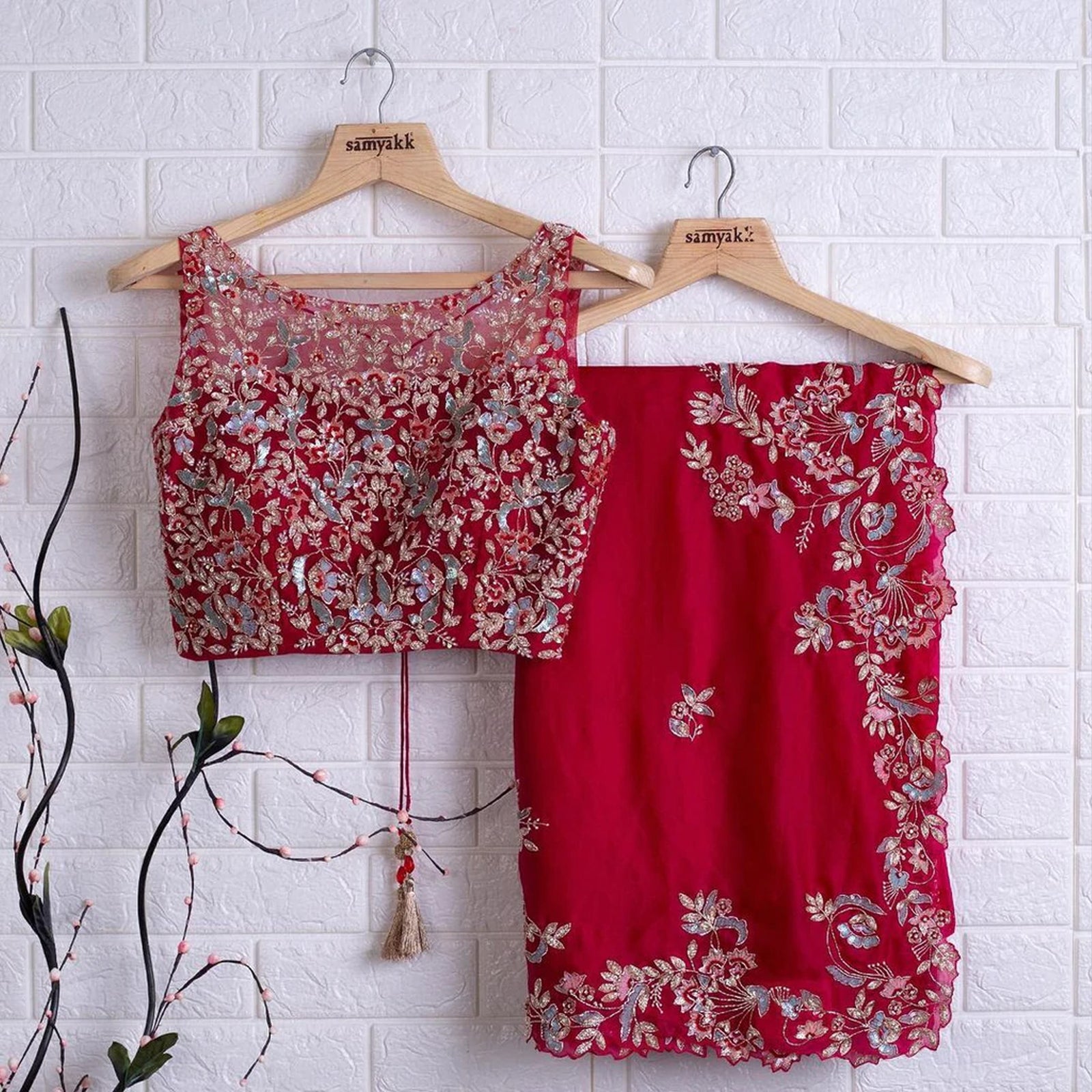 Tremendous Organza Saree with Heavy Embroidery work and Unstitched Blouse ClothsVilla