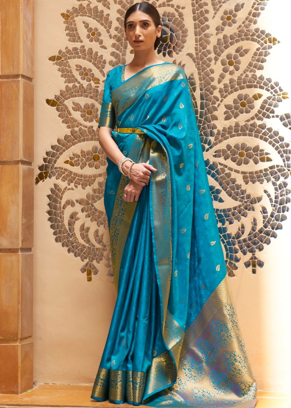 Dodger Blue Woven Kanjivaram Silk Saree : Top Pick Clothsvilla