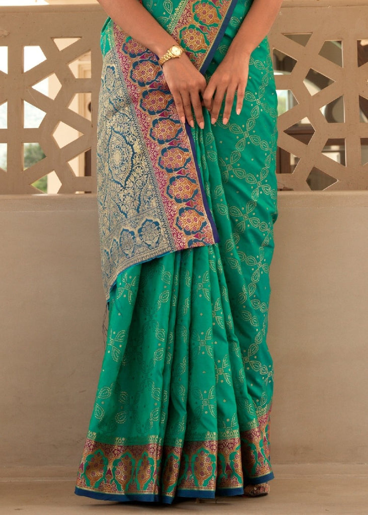 Jade Green Woven Soft Banarasi Silk Saree with Contrast Pallu & Blouse Clothsvilla