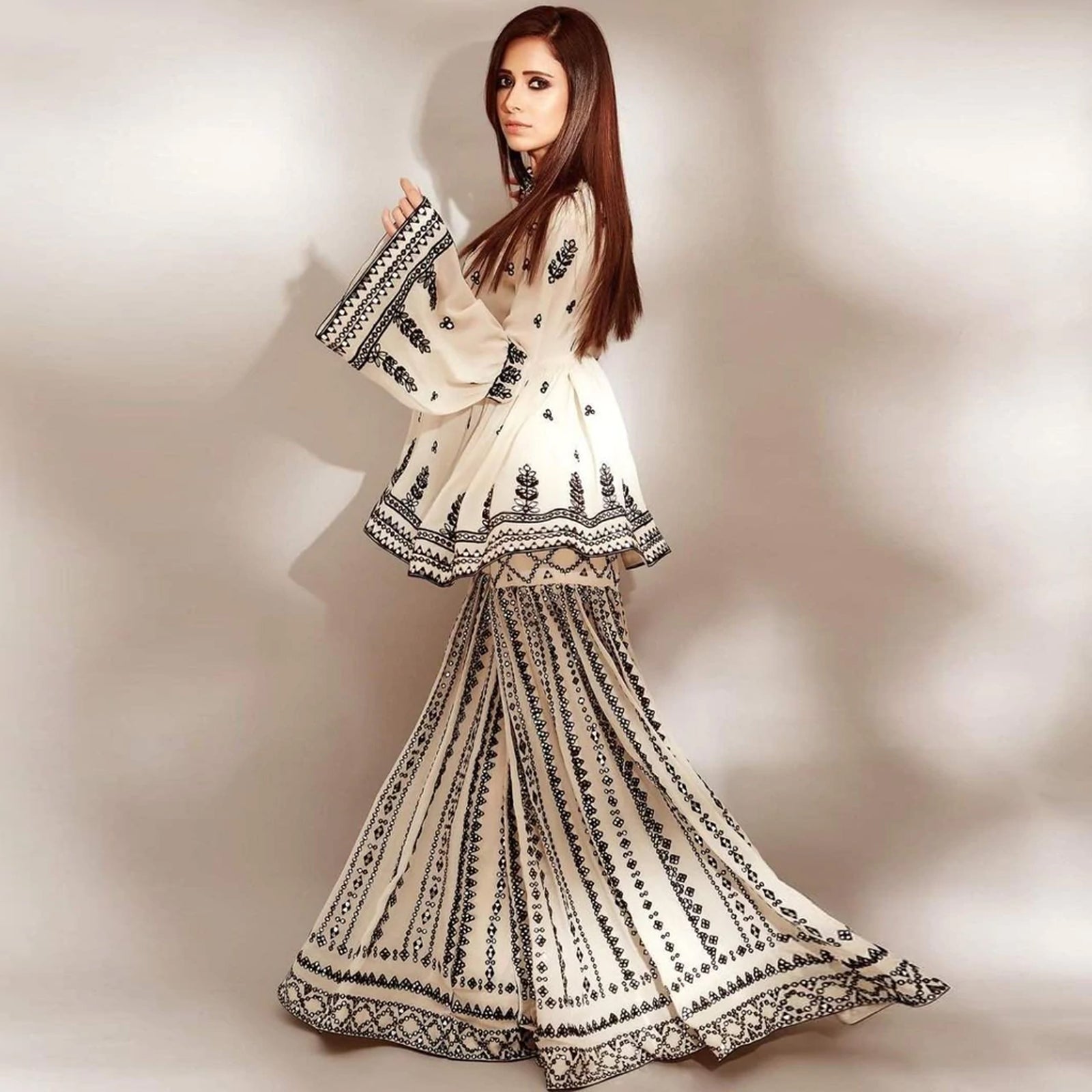White Sharara Palazzo Set in Georgette with Resham Work ClothsVilla