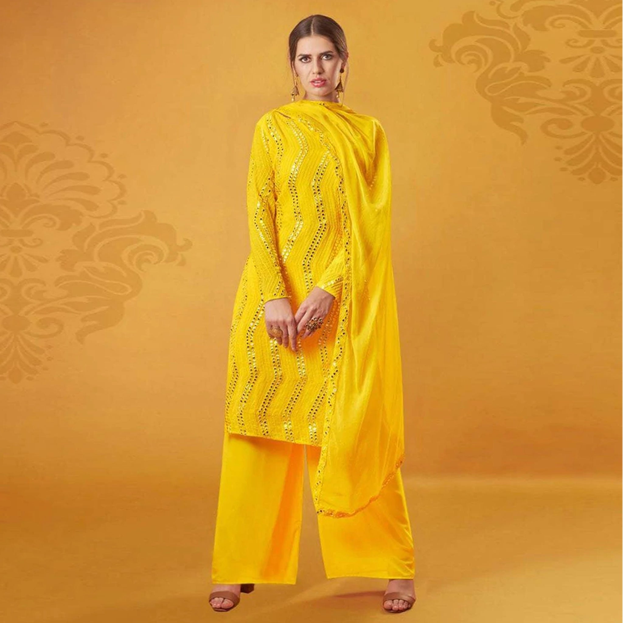 For Ganpati Darshan, Shraddha Kapoor Is Every Bit A Sunshine Girl In A  Festive Yellow Salwar Suit