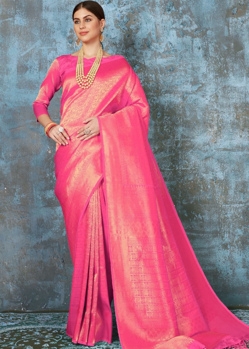Hot Pink Handloom Weave Kanjivaram Silk Saree: Special Wedding Edition Clothsvilla Main image