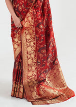 Load image into Gallery viewer, Maroon Red Zari Woven Banarasi Silk Saree Clothsvilla