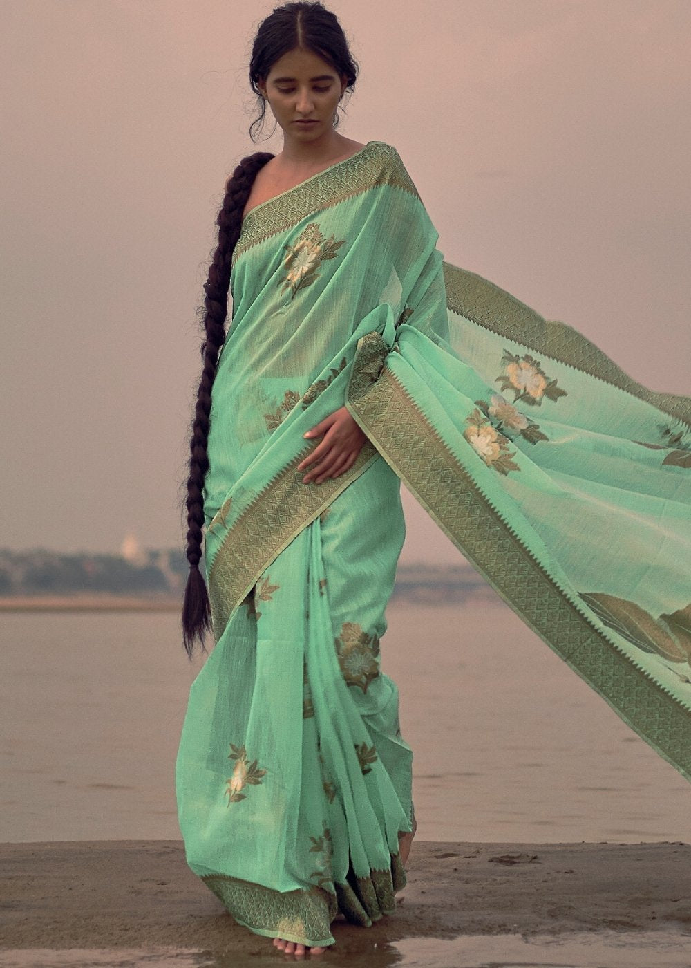 Mint Green Woven Linen Silk Saree with Floral Motif on Pallu and Border Clothsvilla