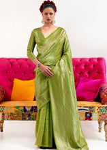 Load image into Gallery viewer, Kelly Green and Golden Blend Woven Kanjivaram Silk Saree Clothsvilla