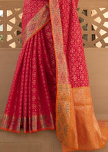 Load image into Gallery viewer, Cerise Pink Woven Soft Banarasi Silk Saree with Contrast Pallu &amp; Blouse Clothsvilla