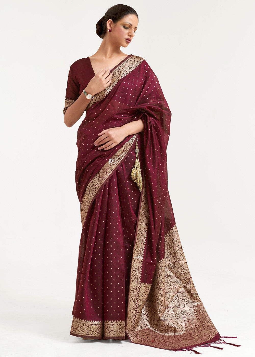 Mahagony Brown Woven Banarasi Silk Saree with overall Mukaish work Clothsvilla Main image