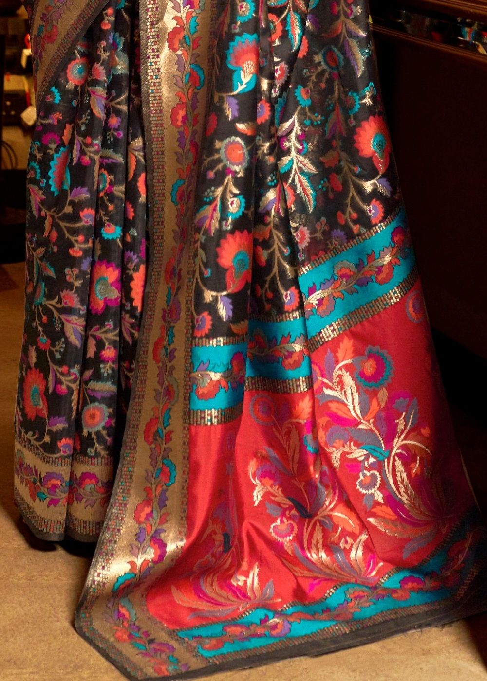 Pebble Black Banarasi Jamawar Woven Silk Saree : Top Pick Clothsvilla