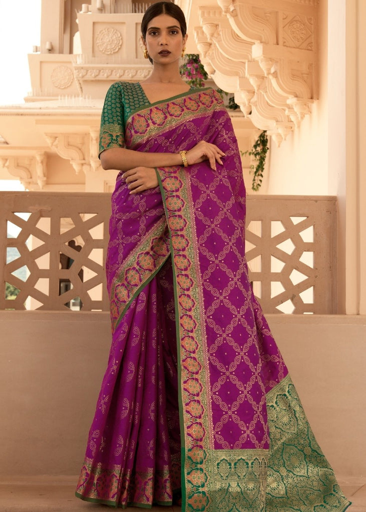 Swtantra Purple & Pink Plain Saree With Unstitched Blouse