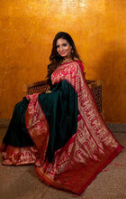 Load image into Gallery viewer, Smashing Green Soft Silk Saree With Divine Blouse Piece KP