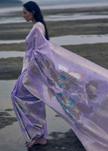 Load image into Gallery viewer, Lavender Woven Linen Silk Saree with Floral Motif on Pallu and Border Clothsvilla