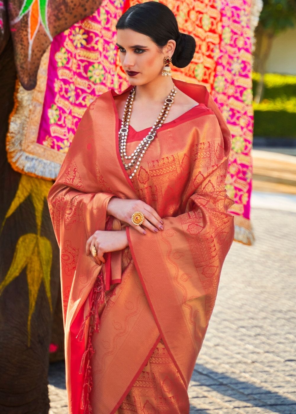 Cherry Red Handloom Weave Kanjivaram Silk Saree Secondary image