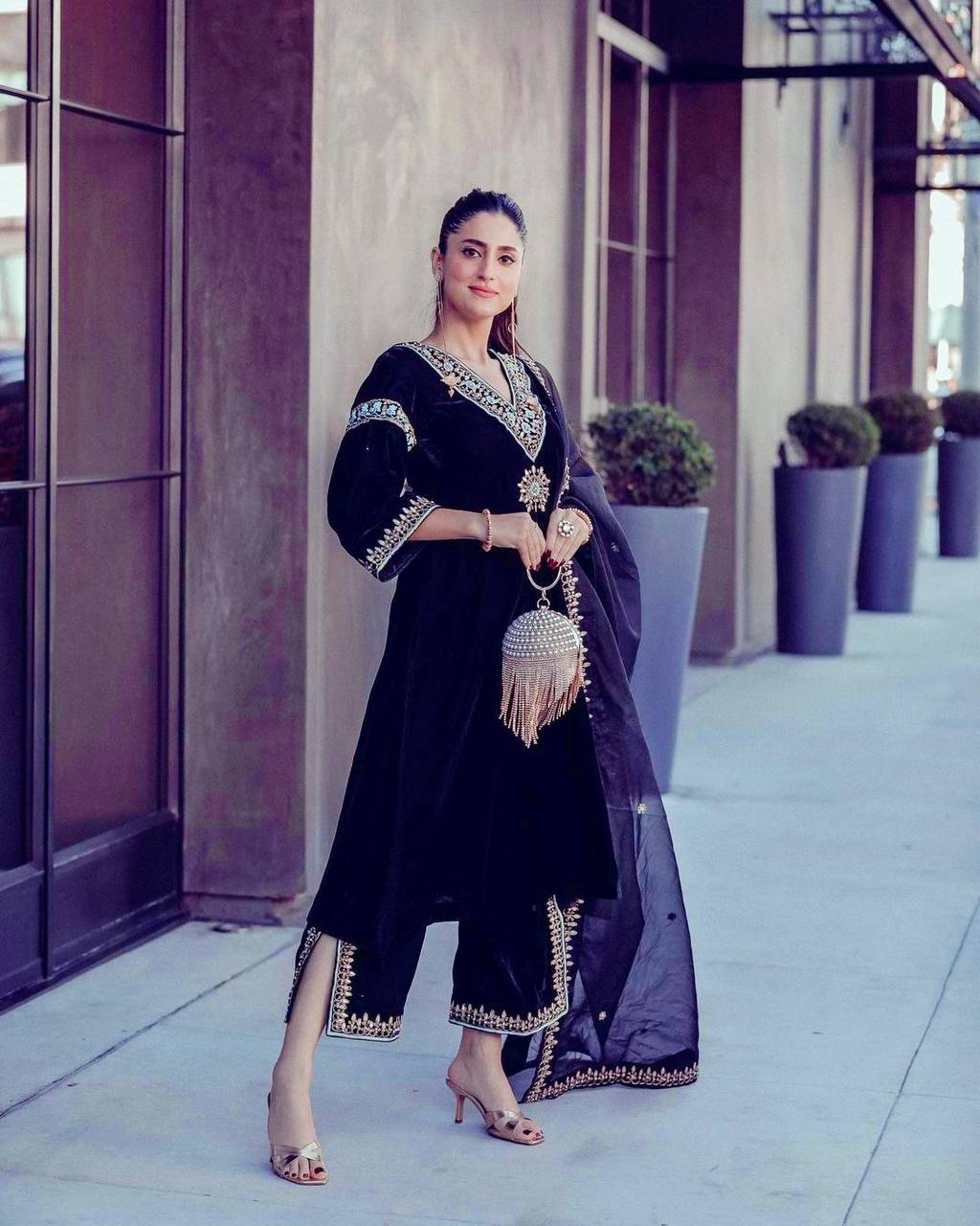 Beautiful-Navy-Blue-Color-Embroidery-Sequence-Work-Velvet-Salwar-Suit Clothsvilla