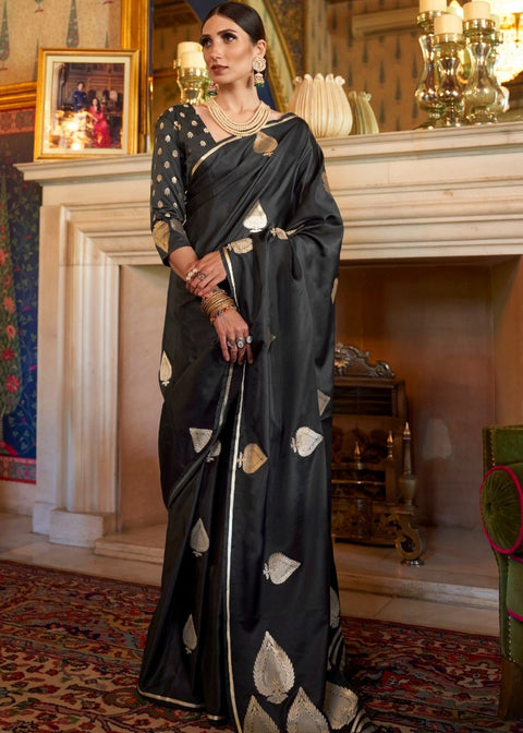 Midnight Black Zari Butta Woven Banarasi Silk Saree : Top Pick Clothsvilla Main image
