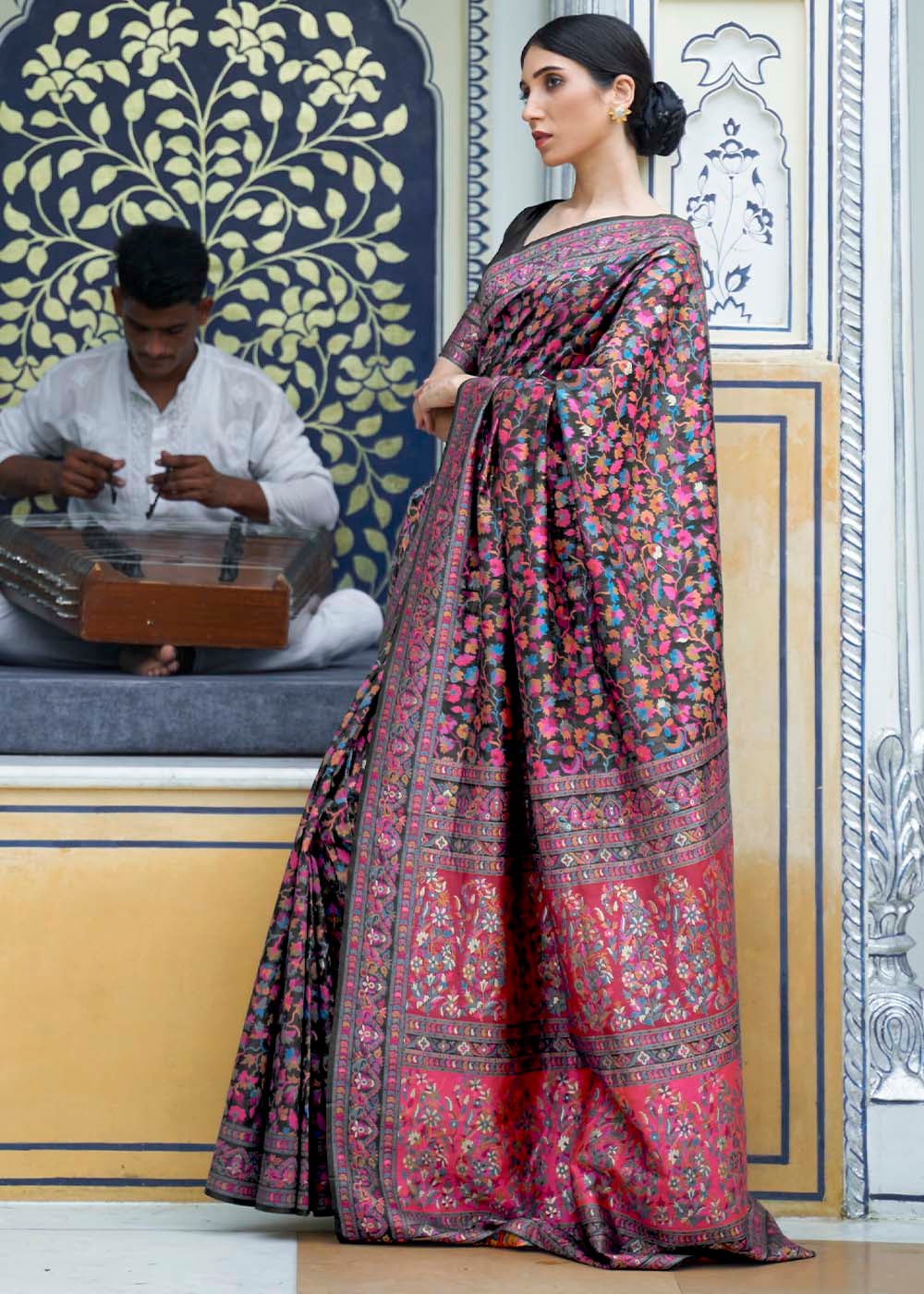 Midnight Black Banarasi Jamawar Woven Silk Saree : Top Pick Clothsvilla Main image