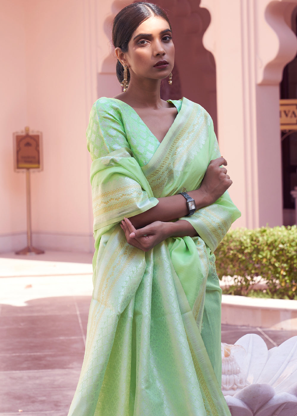 Chinoise Green Woven Linen Silk Saree Clothsvilla