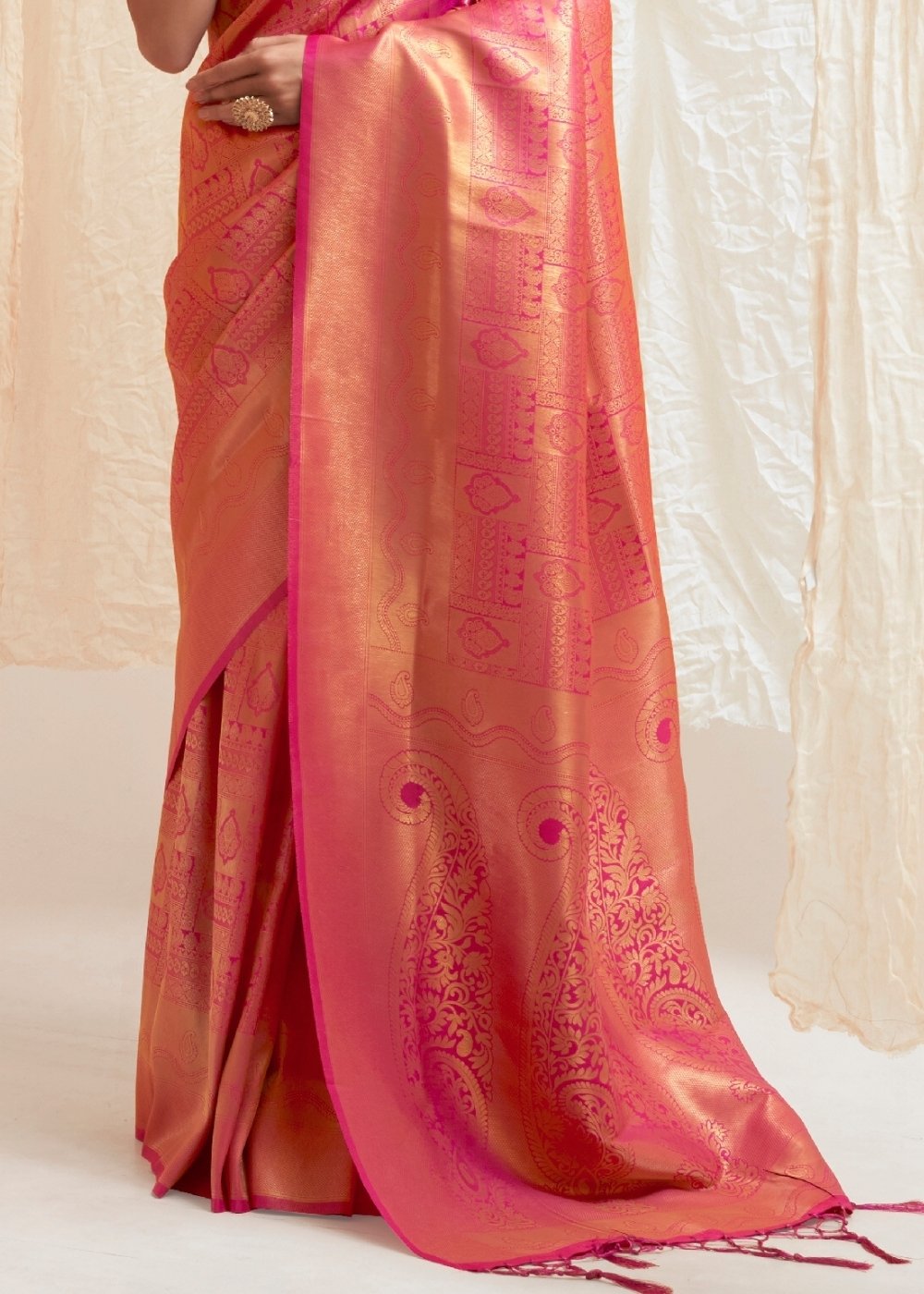Deep Pink & Golden Blend Kanjivaram Silk Saree Clothsvilla