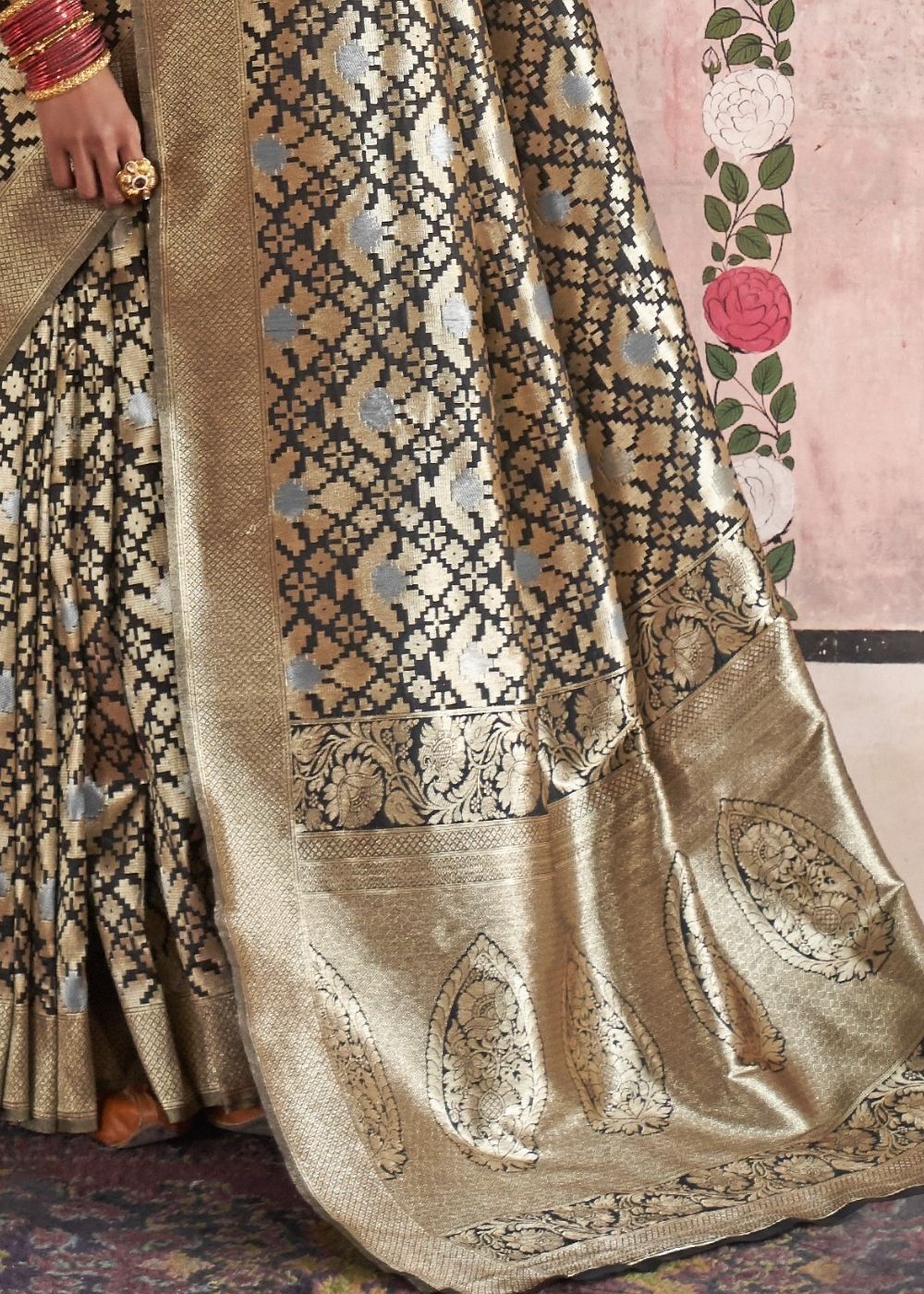 Midnight Black Handloom Weaving Silk Saree with Golden Border Clothsvilla