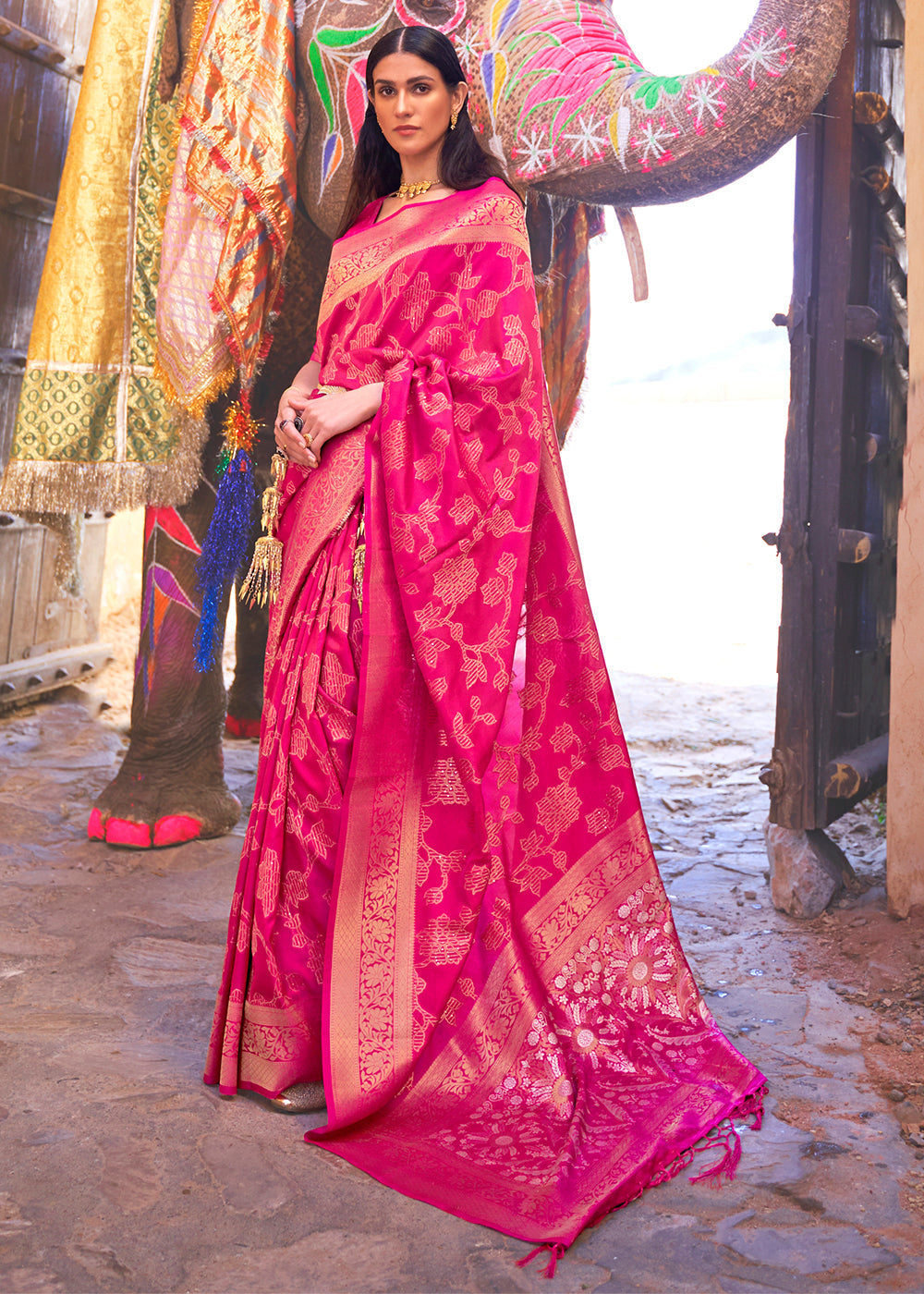 Peony Pink Handloom Weave Soft Banarasi Silk Saree Clothsvilla Main image