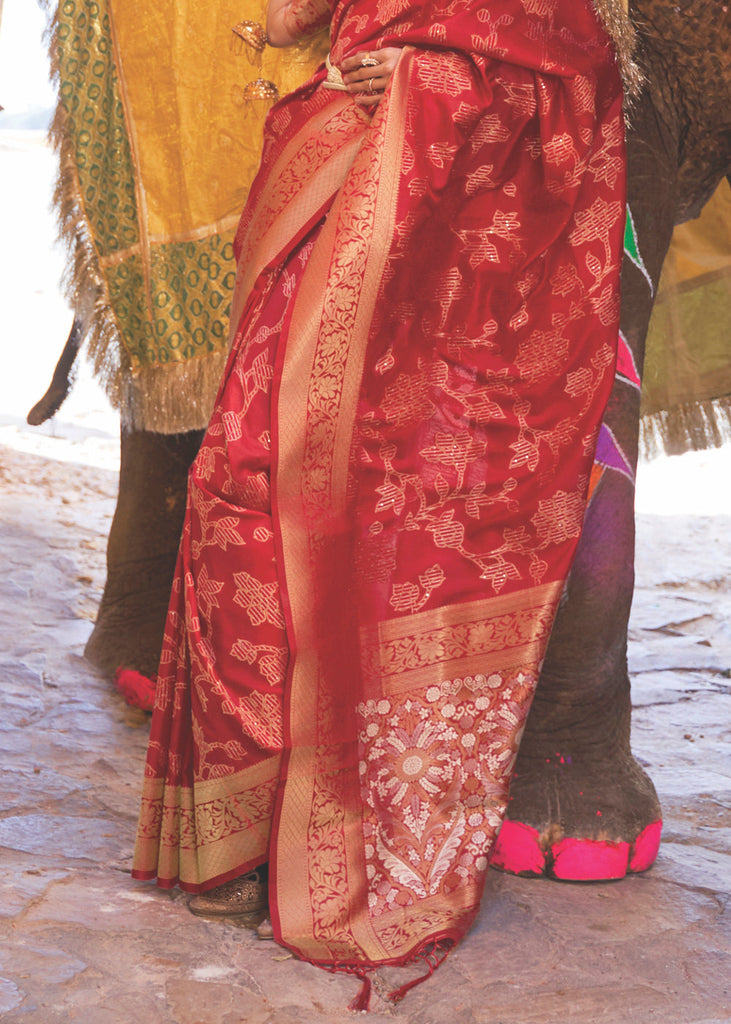 Rufous Red Handloom Weave Soft Banarasi Silk Saree Clothsvilla