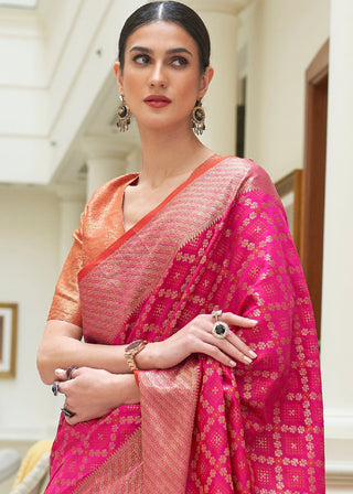Magenta Pink Handloom Patola Weave Silk Saree Clothsvilla
