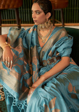 Load image into Gallery viewer, Shades Of Blue Zari Woven Handloom Weaving Silk Saree Clothsvilla