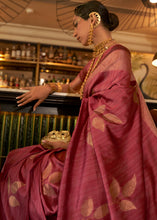 Load image into Gallery viewer, Mystic Pink Zari Woven Handloom Weaving Silk Saree Clothsvilla