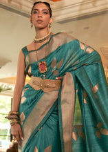 Load image into Gallery viewer, Dark Cyan Green Zari Woven Handloom Weaving Silk Saree Clothsvilla