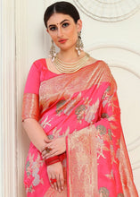 Load image into Gallery viewer, Strawberry Pink Zari Woven Banarasi Silk Saree Clothsvilla