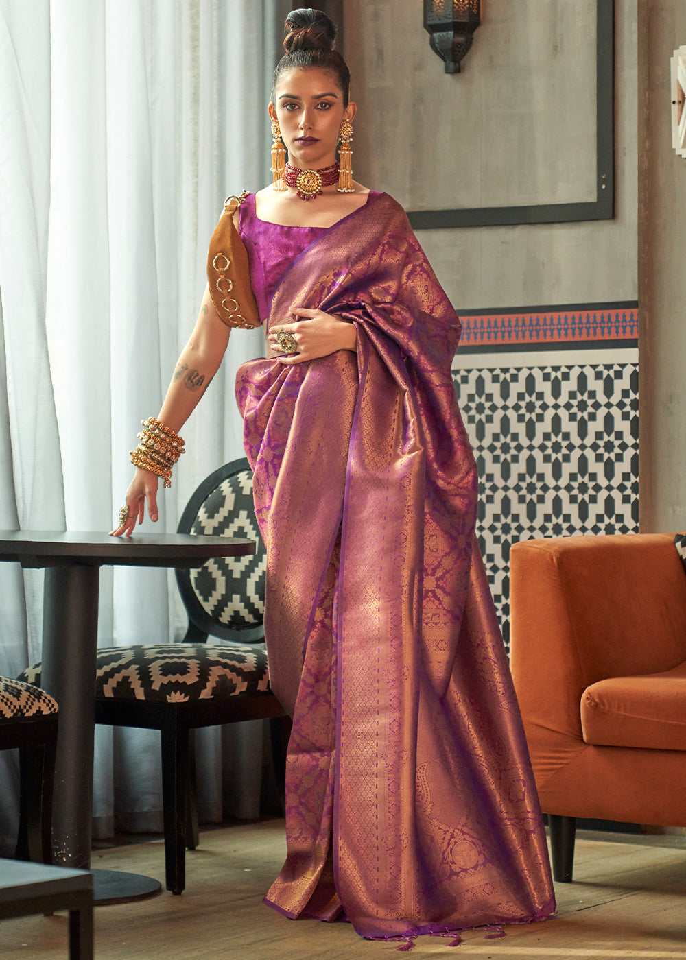 Wine Purple Two Tone Handloom Weaving Banarasi Silk Saree Clothsvilla Main image