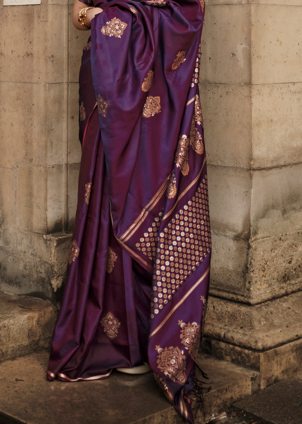 Irish Purple Handloom Woven Satin Silk Saree Clothsvilla