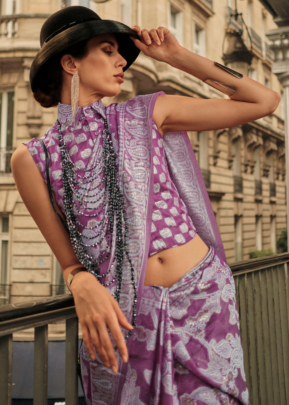 Midnight Purple Zari Handloom Woven Organza Silk Saree Secondary image