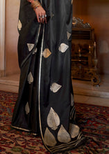 Load image into Gallery viewer, Midnight Black Zari Butta Woven Banarasi Silk Saree : Top Pick Clothsvilla