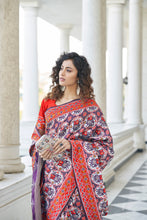 Load image into Gallery viewer, Purple Color Patola Weaving Zari Silk Saree Clothsvilla