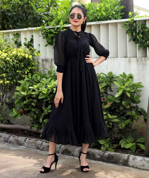 Women's Black Tunic with a Fashionable Flair Clothsvilla Main image