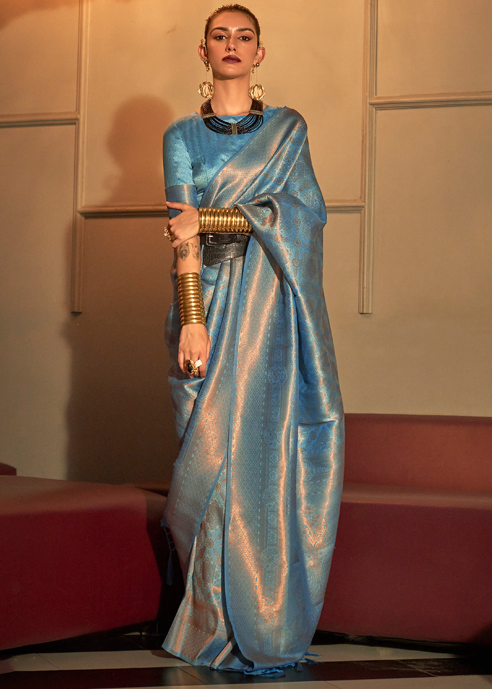 French Blue Two Tone Handloom Weaving Kanjivaram Silk Saree : Top Pick Clothsvilla Main image