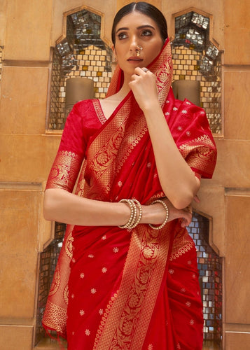 Crimson Red Woven Kanjivaram Silk Saree : Top Pick Clothsvilla