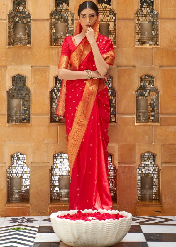 Crimson Red Woven Kanjivaram Silk Saree : Top Pick Clothsvilla