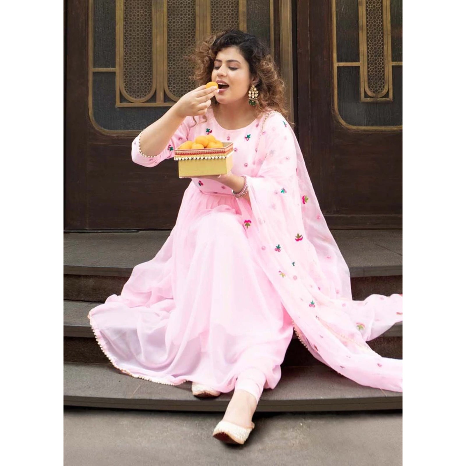 Gorgeous Looking Pink Georgette Suit with Printed Dupatta ClothsVilla