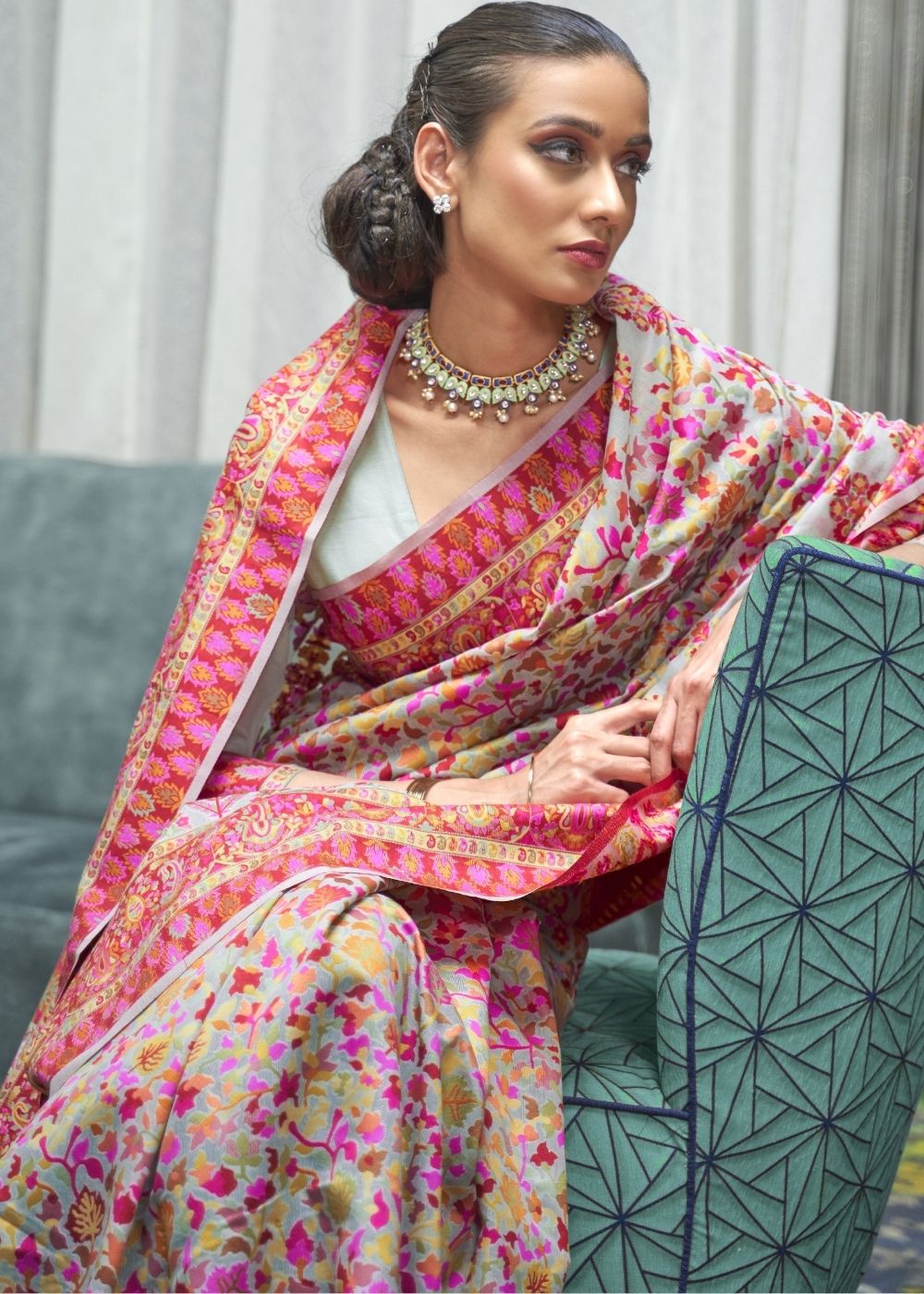 Light Pistachio Green Banarasi Jamawar Woven Silk Saree : Top Pick Clothsvilla