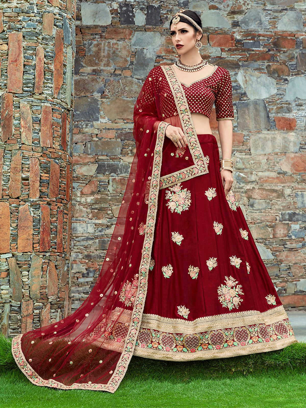 Red Elegant  Semi Stitched Lehenga With  Unstitched Blouse Clothsvilla Main image