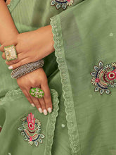 Load image into Gallery viewer, Green Organza Embroidered Saree With Unstitched Blouse Clothsvilla