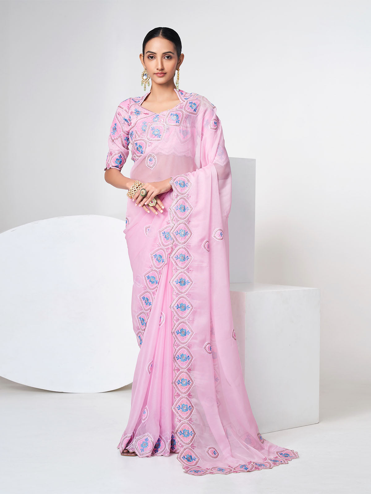 Pink Organza Saree With Unstitched Blouse Secondary image