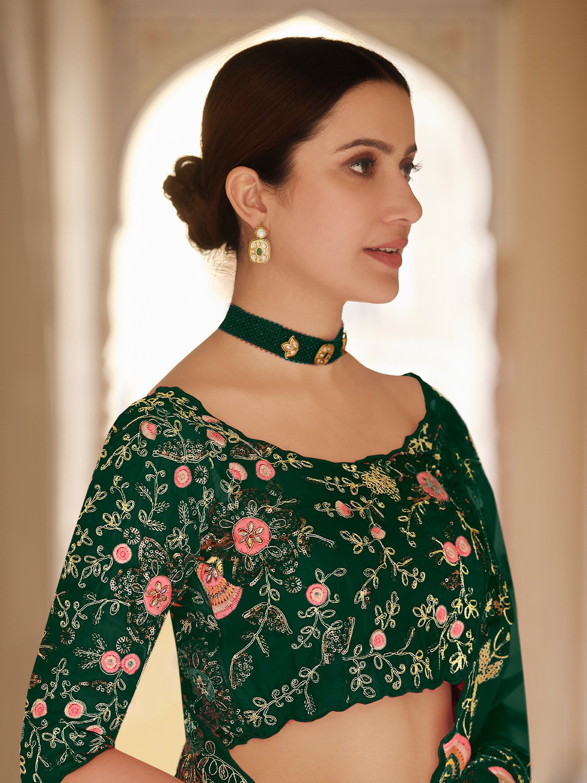 Dark Green Organza Embroidered Saree With Unstitched Blouse Secondary image